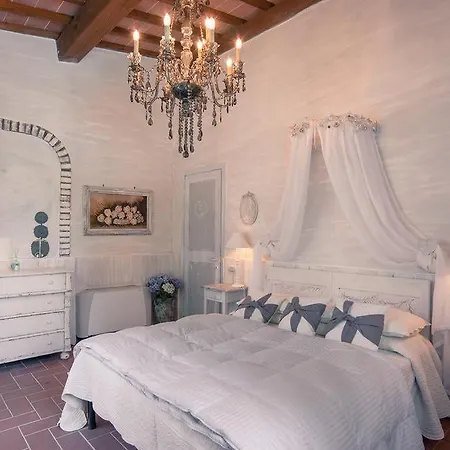 Il Castagnolo منزل ريفي