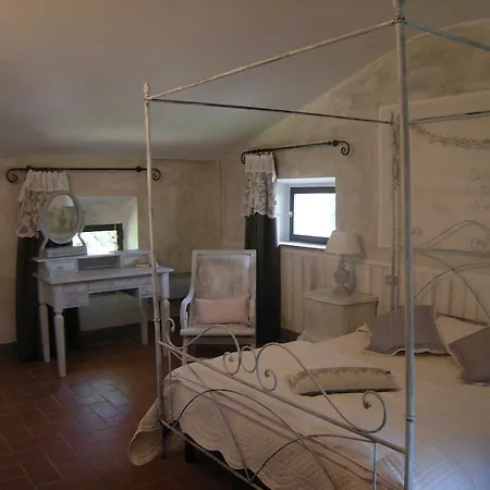 Il Castagnolo Country house