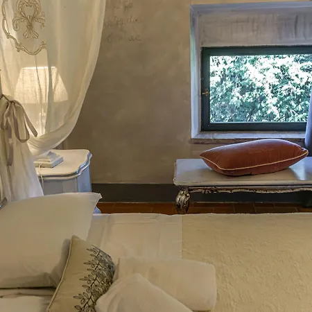 Il Castagnolo Country house