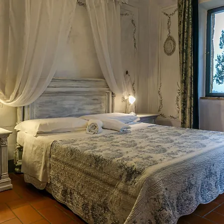 منزل ريفي Il Castagnolo سان جيمينيانو